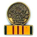  Vietnam Service Mil Hat Pin